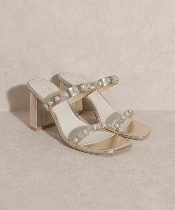 Victoria - Pearl Strap Heel