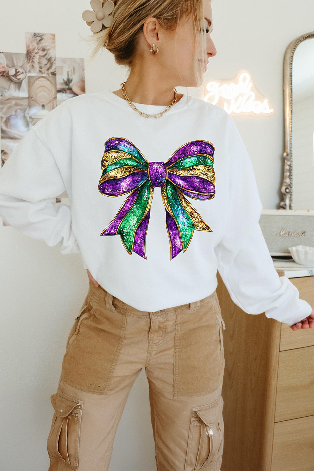 Mardi Gras Bow Graphic Drop Shoulder Sweatshirt